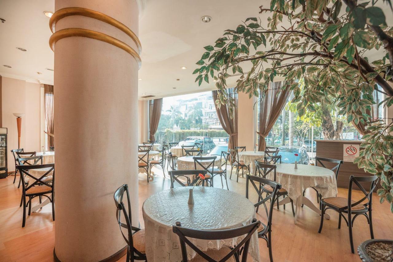 Hotel Bulevar Tanjung Duren Jakarta Luaran gambar