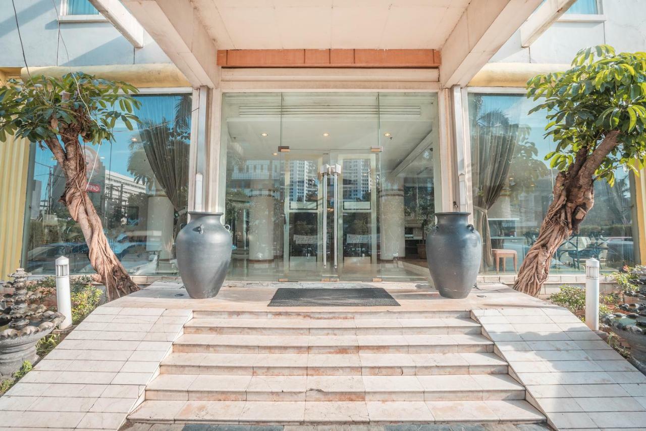 Hotel Bulevar Tanjung Duren Jakarta Luaran gambar