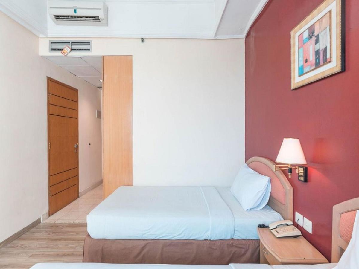 Hotel Bulevar Tanjung Duren Jakarta Luaran gambar